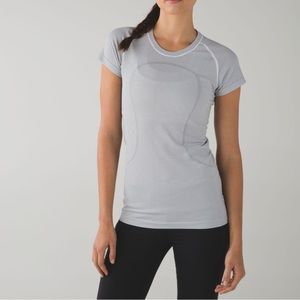 🍋 Lululemon Run: Swiftly Tech Short Sleeve Crew Size 8
